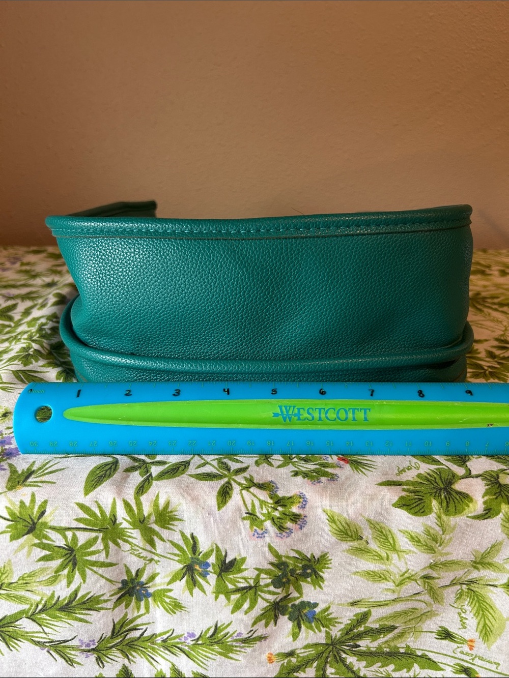 Ah-dorned Teal purse. - Picture 11 of 12